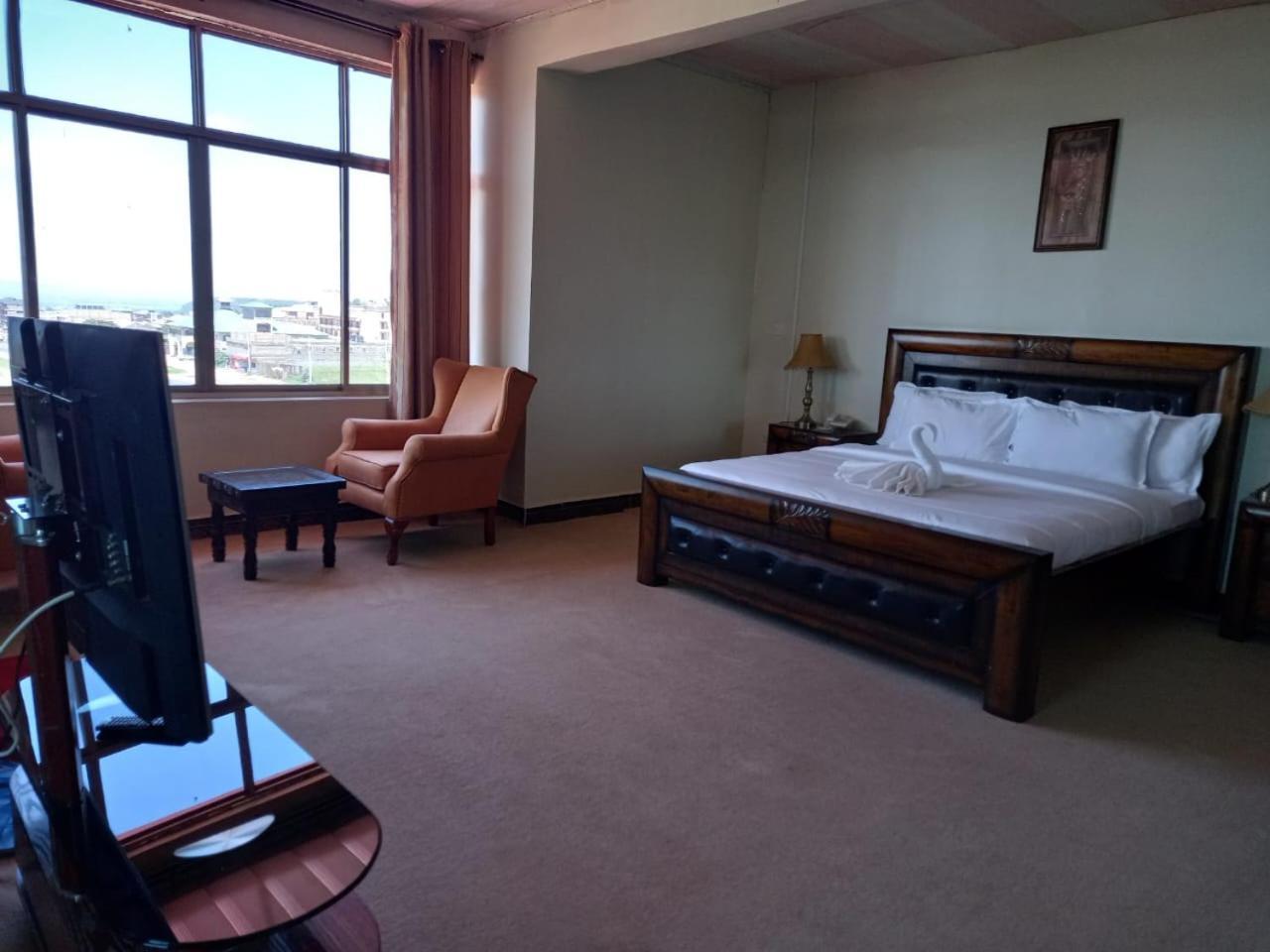 Newstead Hotel Naivasha Exterior foto